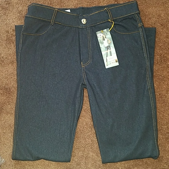 P.R.C. Manufactured Pants - Cute! Ladies Jeggings. XL/XXL